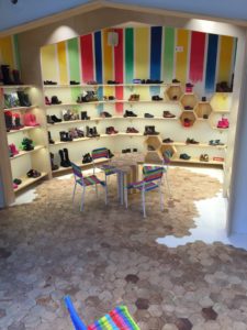 Muebles para tiendas de zapatos